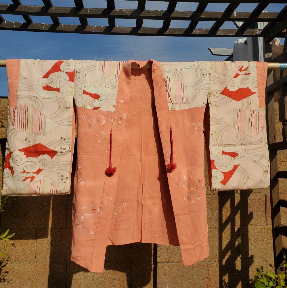VINTAGE JAPANESE HANDSTITCHED TRADITIONAL SILK KIMONO